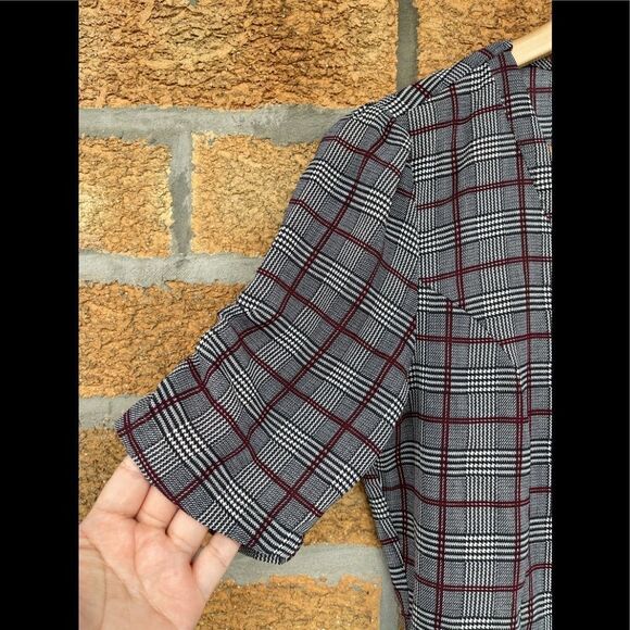 HEARTLOOM Betty Dress in Check SMALL - Picture 5 of 13